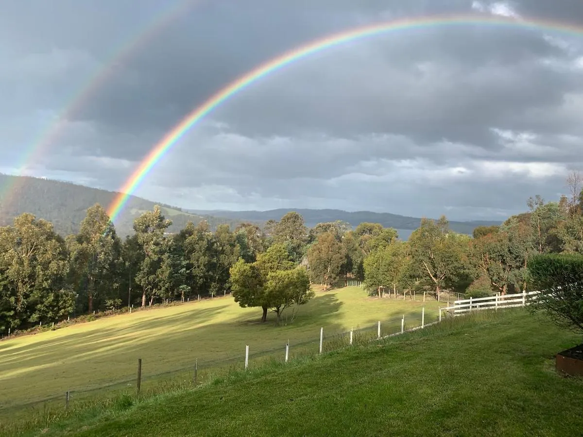 Arjuna Ridge Bed And Breakfast Hobart Bed & Breakfast